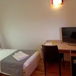 卡瓦利尔旅馆 农家乐 *