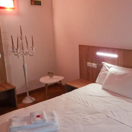 Al Cavaliere Farm stay *